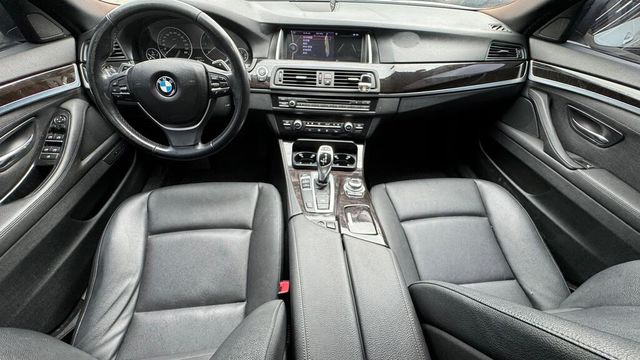 BMW寶馬 520D  第6張相片