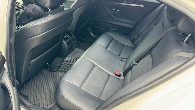 BMW寶馬 520D  第7張相片