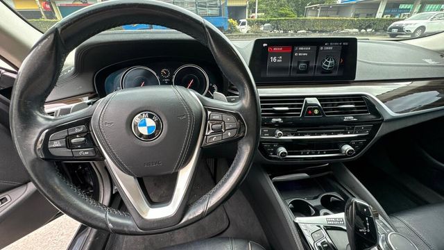 BMW寶馬 520D  第10張相片