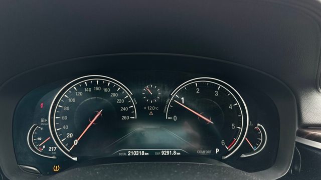 BMW寶馬 520D  第12張相片