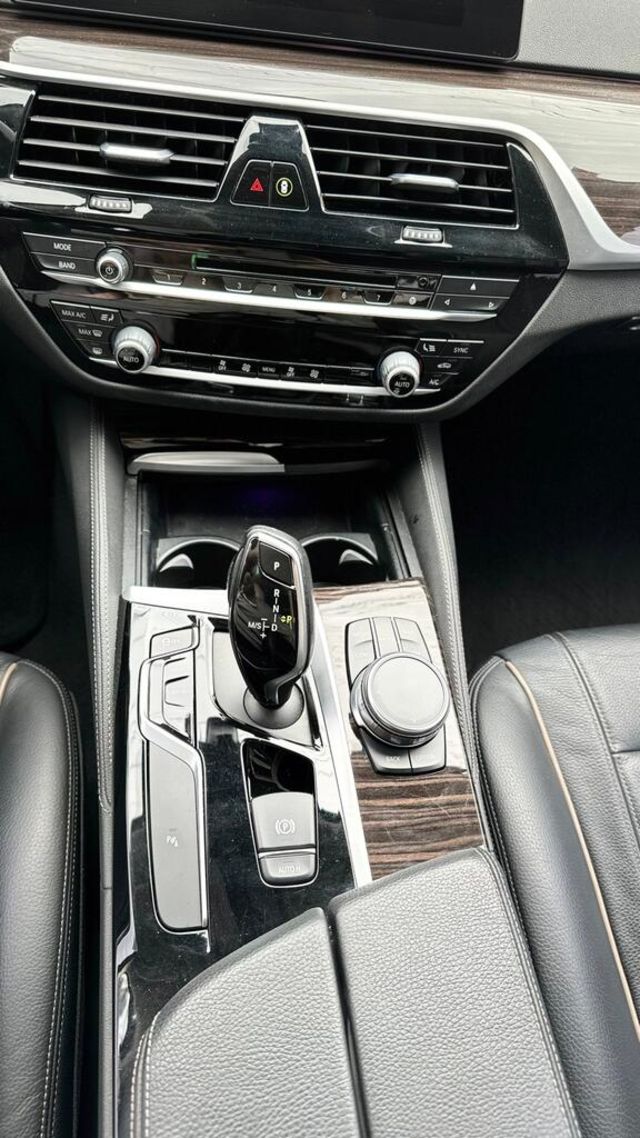 BMW寶馬 520D  第13張相片