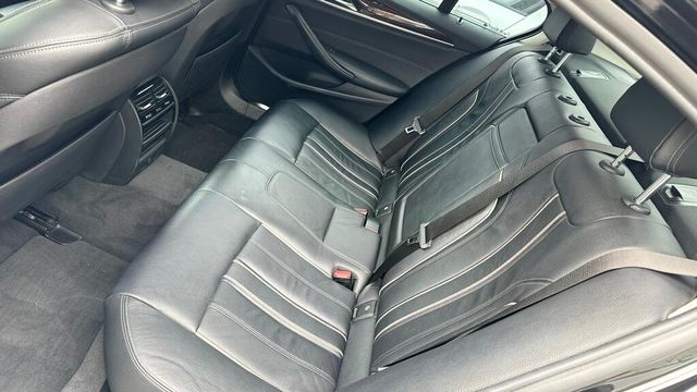 BMW寶馬 520D  第15張相片
