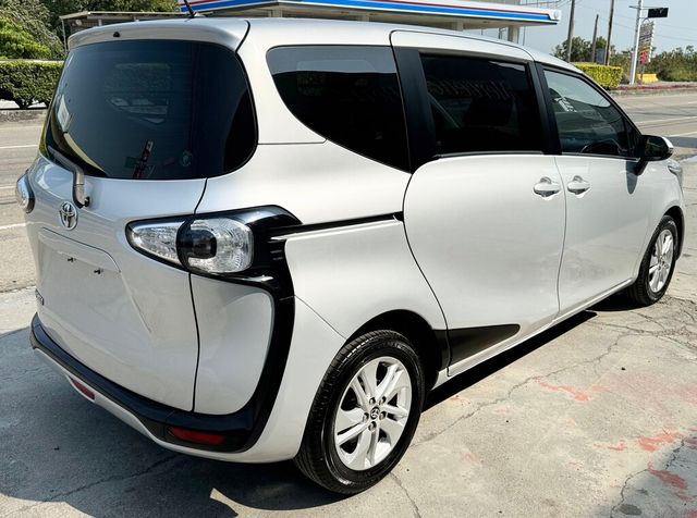 TOYOTA豐田 SIENTA  第3張相片