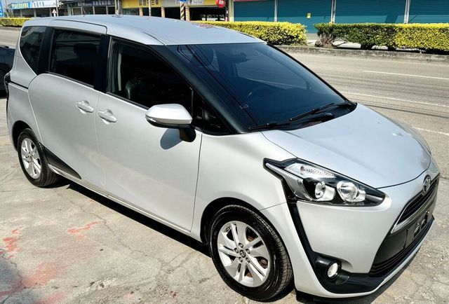 TOYOTA豐田 SIENTA  第7張相片