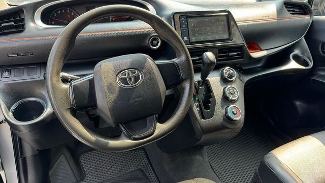 TOYOTA豐田 SIENTA  第13張相片