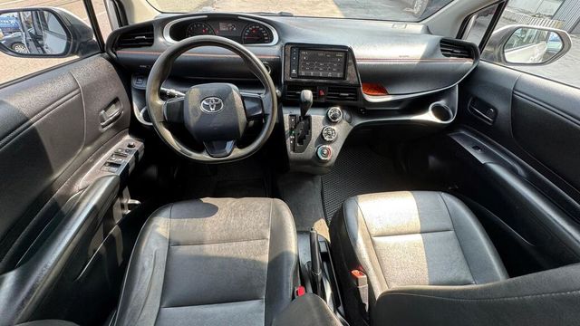 TOYOTA豐田 SIENTA  第17張相片