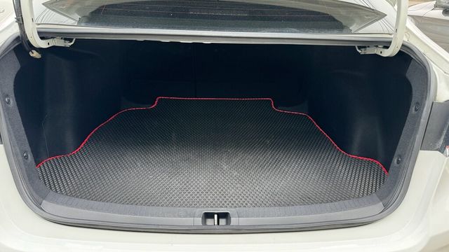 TOYOTA豐田 ALTIS  第13張相片