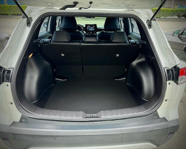 TOYOTA豐田 COROLLA CROSS HYBRID  第8張相片