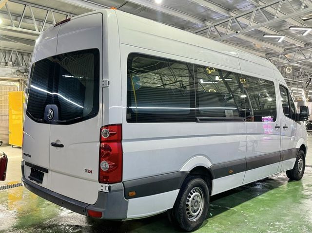 VOLKSWAGEN福斯 CRAFTER  第2張相片