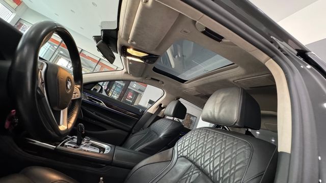 BMW寶馬 740LI  第8張相片