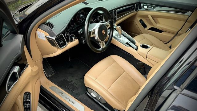 PORSCHE保時捷 PANAMERA  第9張相片