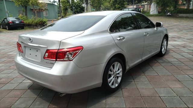LEXUS凌志 ES240  第2張相片