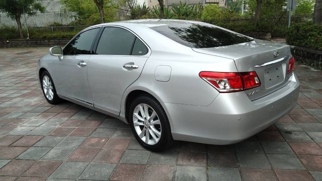 LEXUS凌志 ES240  第3張相片
