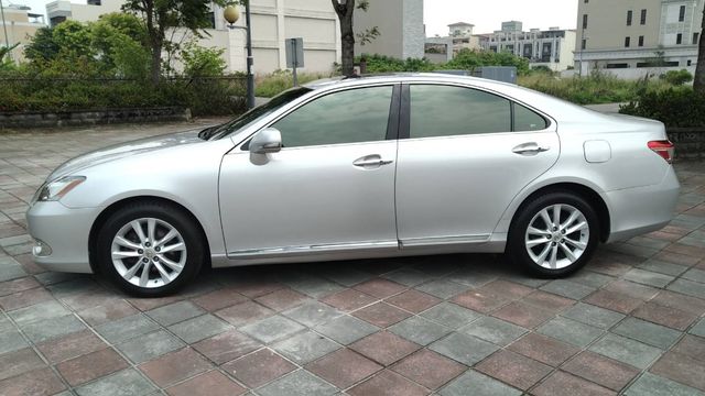 LEXUS凌志 ES240  第4張相片