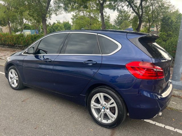 BMW寶馬 218I  第6張相片