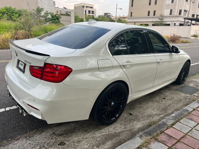 BMW寶馬 328I  第2張相片