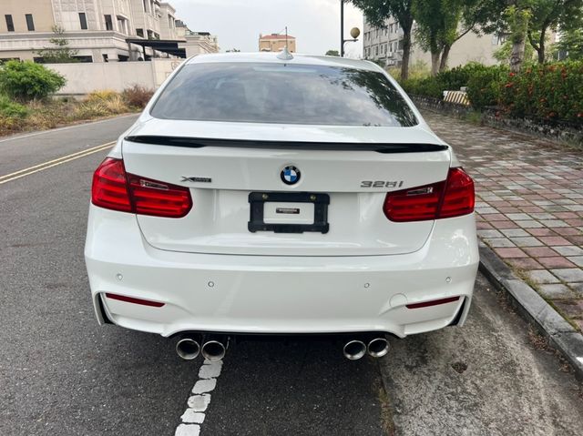 BMW寶馬 328I  第5張相片