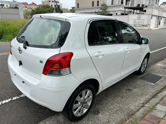 TOYOTA豐田 YARIS  第2張相片