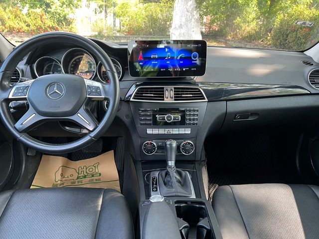 M-BENZ賓士 C180  第7張相片