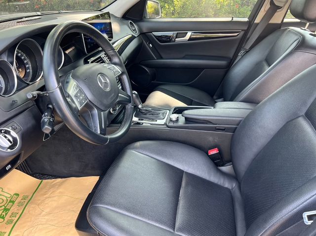 M-BENZ賓士 C180  第8張相片