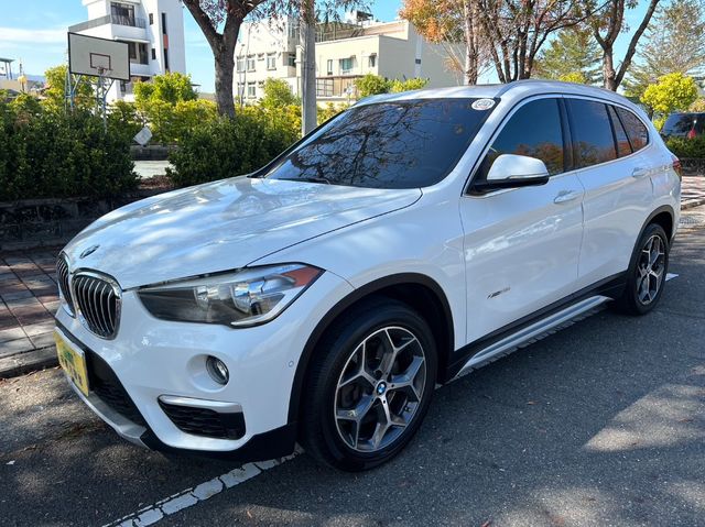 BMW寶馬 X1  第1張相片