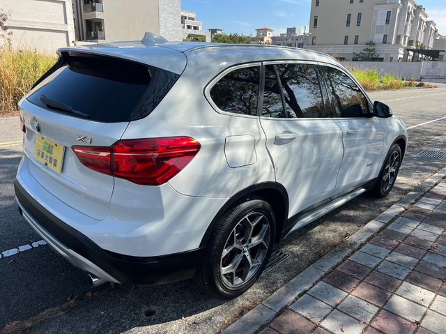 BMW寶馬 X1  第2張相片