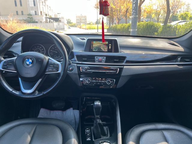 BMW寶馬 X1  第7張相片