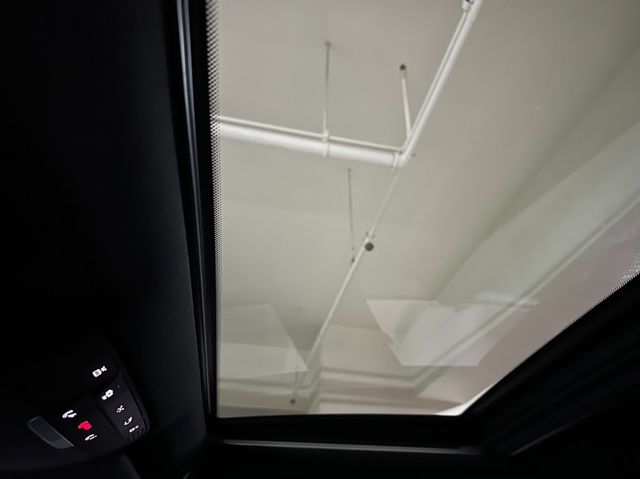 M-BENZ賓士 E300  第9張相片