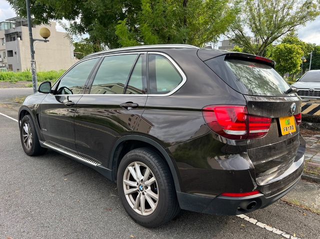 BMW寶馬 X5 XDRIVE25D  第5張相片