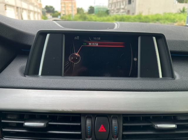BMW寶馬 X5 XDRIVE25D  第10張相片