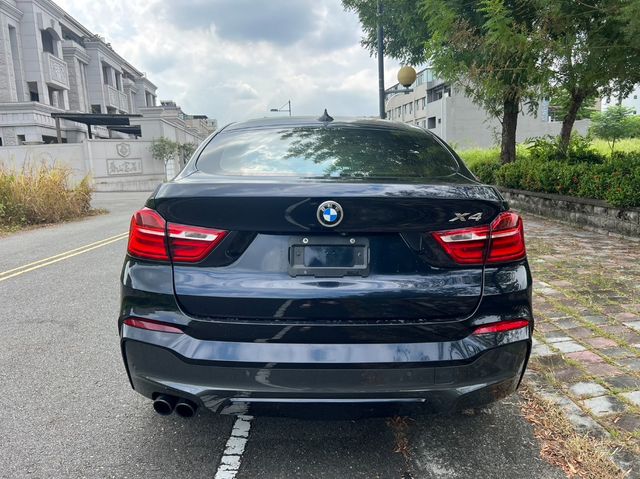 BMW寶馬 X4 XDRIVE30D  第4張相片