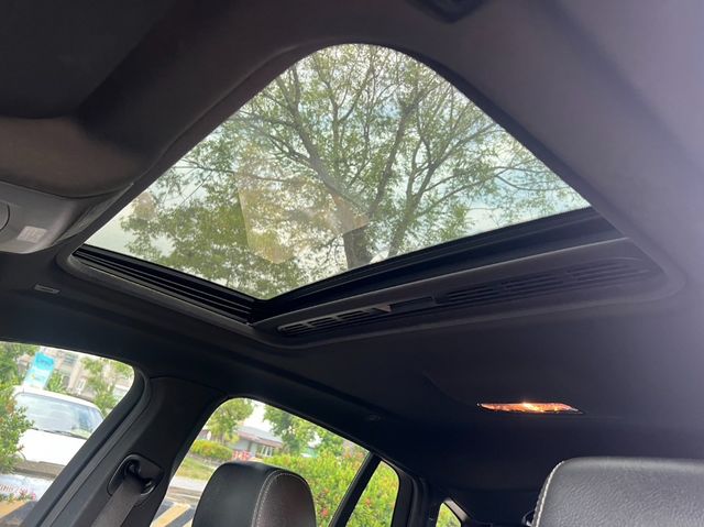 BMW寶馬 X4 XDRIVE30D  第10張相片
