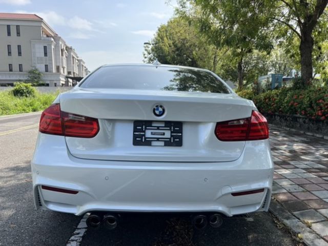 BMW寶馬 328I  第4張相片