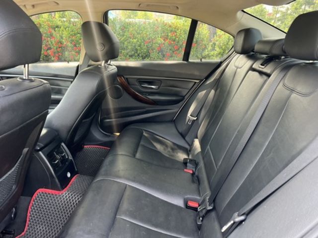 BMW寶馬 328I  第7張相片