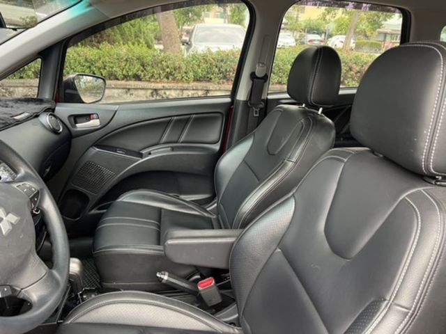 MITSUBISHI三菱 COLT PLUS  第9張相片