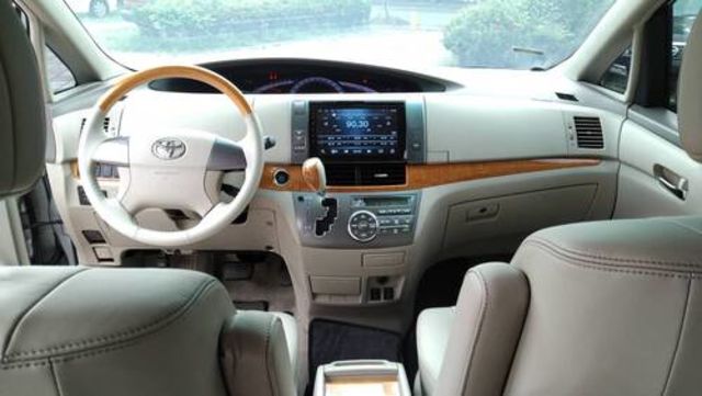 TOYOTA豐田 PREVIA  第8張相片