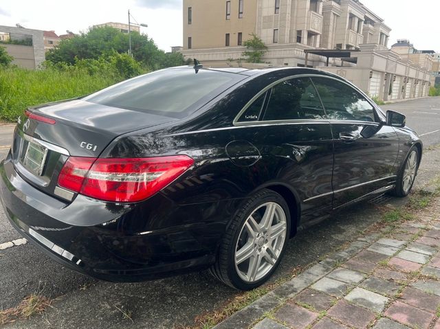 M-BENZ賓士 E250  第2張相片