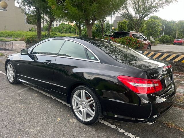 M-BENZ賓士 E250  第6張相片