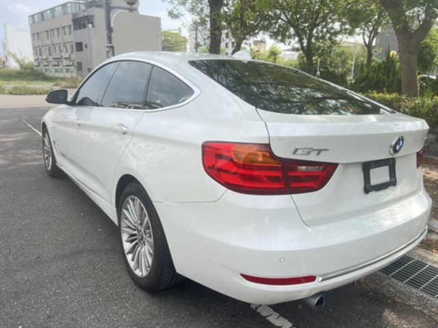 BMW寶馬 320I  第6張相片