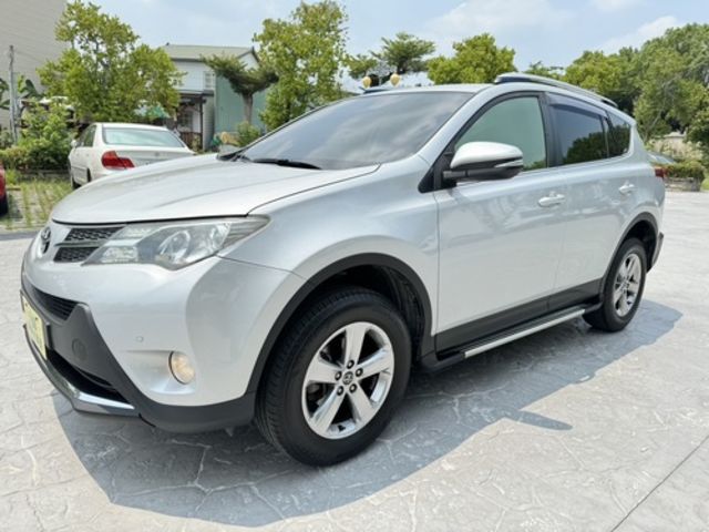TOYOTA豐田 RAV4  第1張相片
