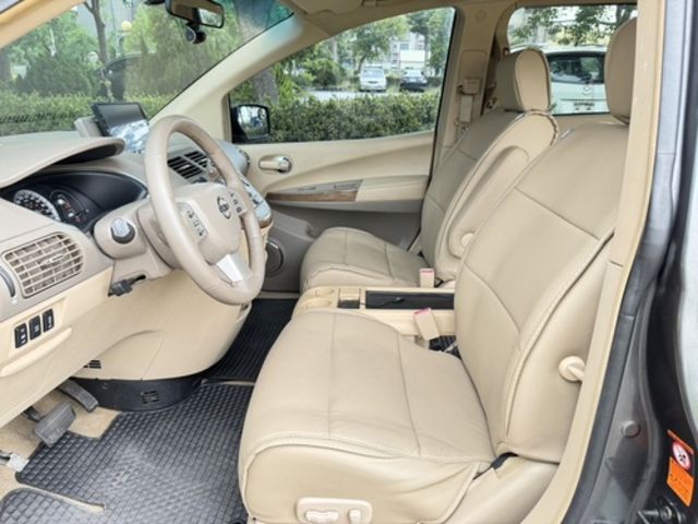 NISSAN日產 QUEST  第7張相片