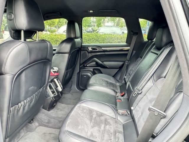 PORSCHE保時捷 CAYENNE  第7張相片