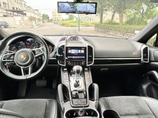PORSCHE保時捷 CAYENNE  第9張相片