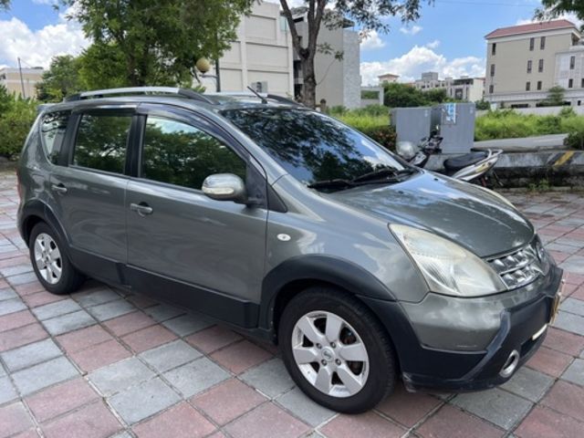 NISSAN日產 LIVINA  第2張相片
