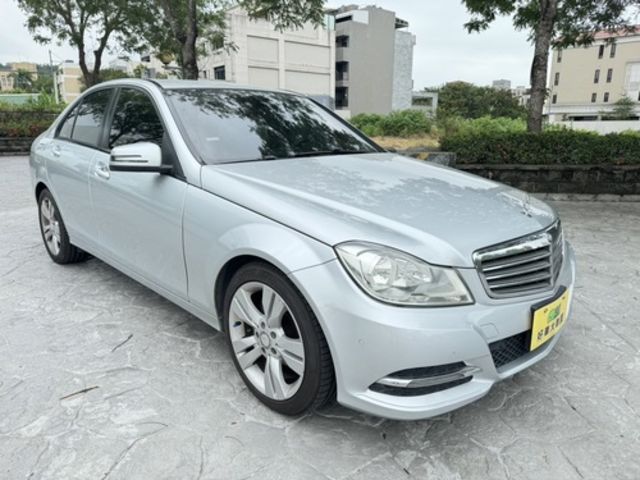 M-BENZ賓士 C180  第3張相片