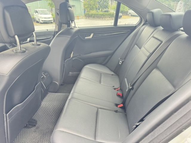 M-BENZ賓士 C180  第8張相片
