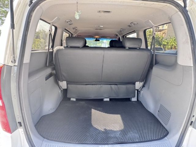 HYUNDAI現代 STAREX  第14張相片