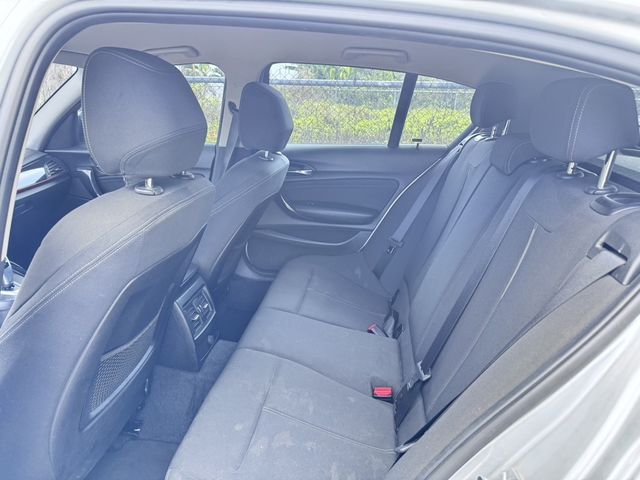 BMW寶馬 118I  第7張相片