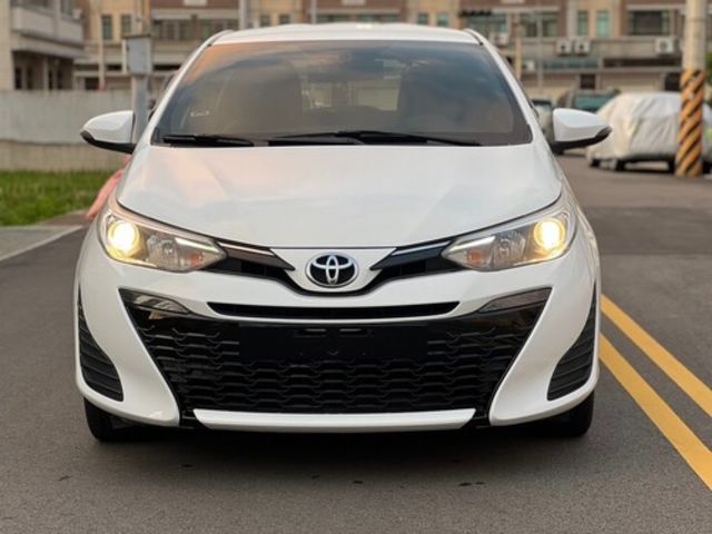 HYUNDAI現代 STAREX  第2張相片