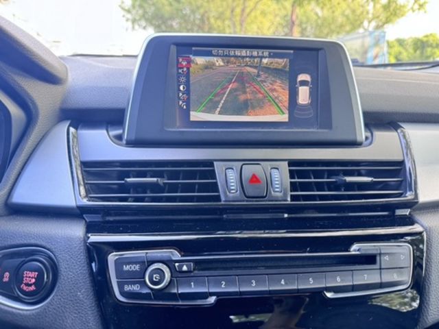 BMW寶馬 218I  第10張相片